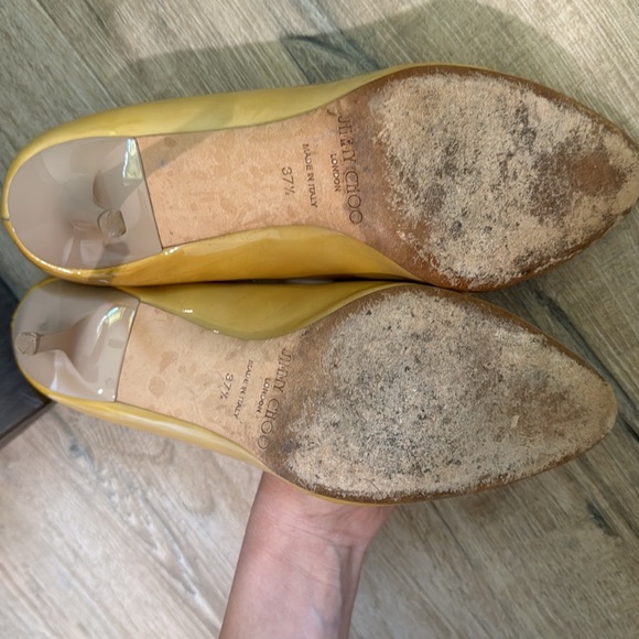 Jimmy Choo patent leather tan cream pumps size 7.5 - Picture 6 of 6